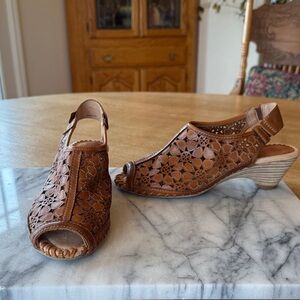 PIKOLINOS Brown Leather Floral Wedges